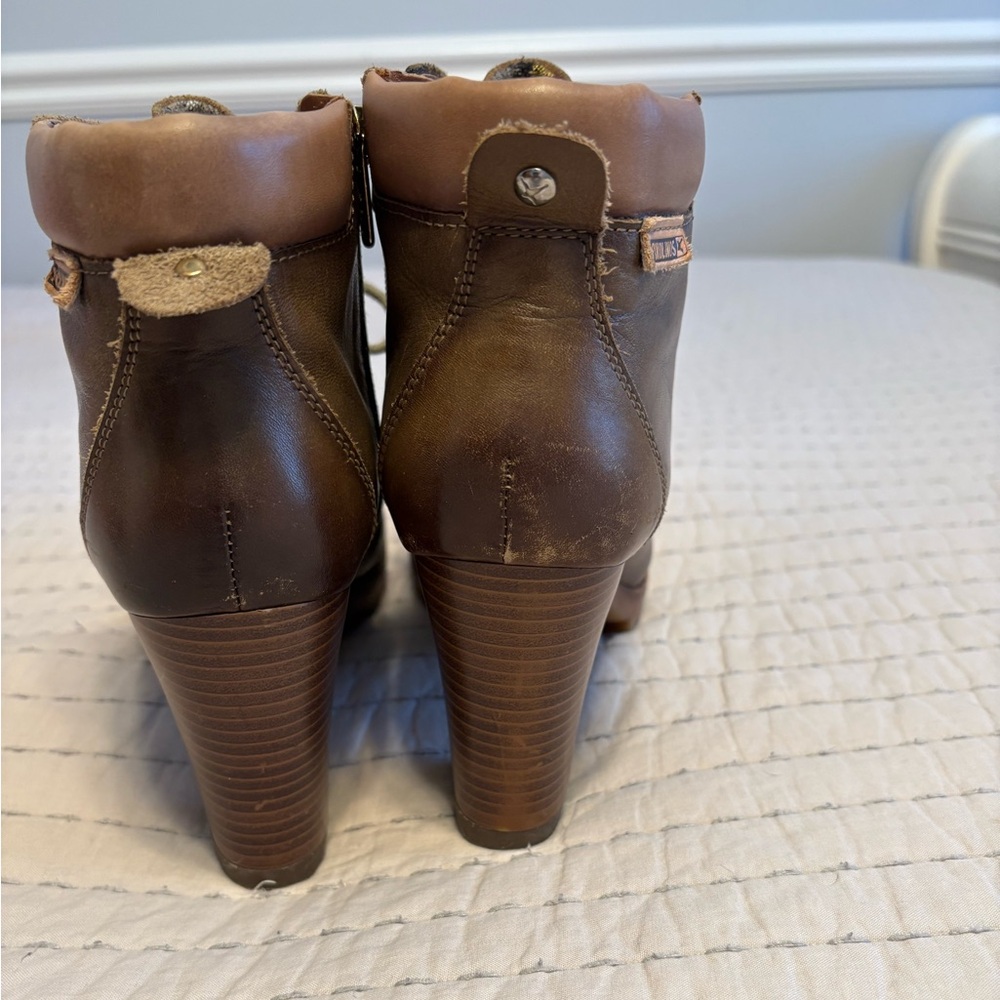 Pikolinos Connelly W3E-8707 or W7M-8542 women's leather ankle bootie. Size 40 - Picture 4 of 9